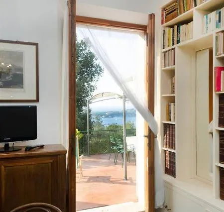 Casa Mariina - 6 Posti Letto, Ampia Terrazza